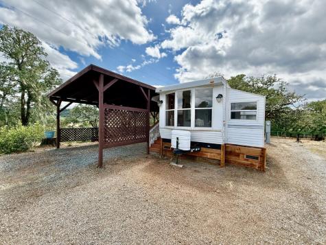 230 Theresa Drive Cloverdale CA 95425