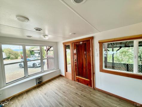 230 Theresa Drive Cloverdale CA 95425