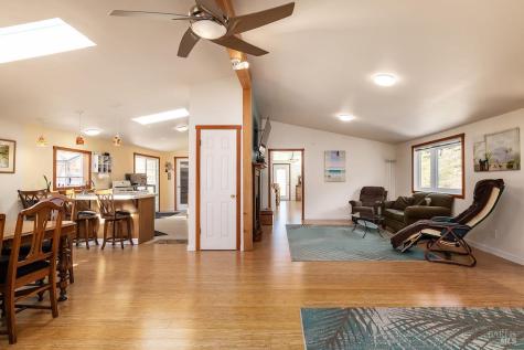52 Glen Road Novato CA 94945
