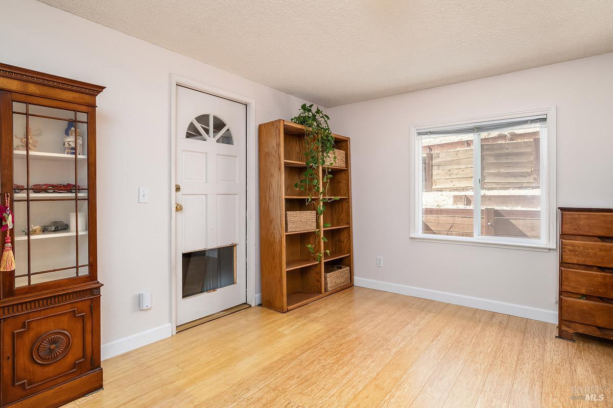 52 Glen Road Novato CA 94945