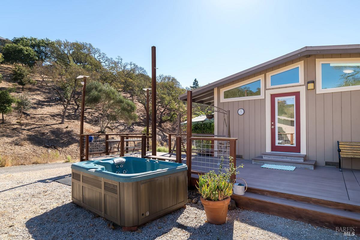 52 Glen Road Novato CA 94945