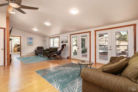 52 Glen Road Novato CA 94945
