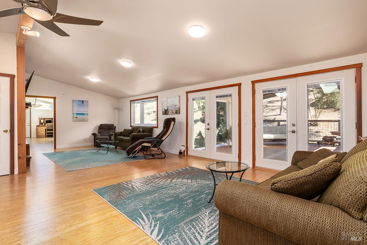 52 Glen Road Novato CA 94945