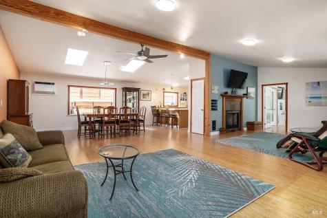 52 Glen Road Novato CA 94945