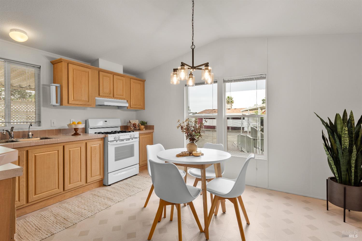 5754 Lois Avenue Santa Rosa CA 95403
