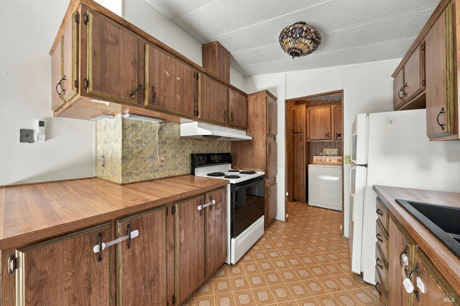 6968 Butte Street Nice CA 95464