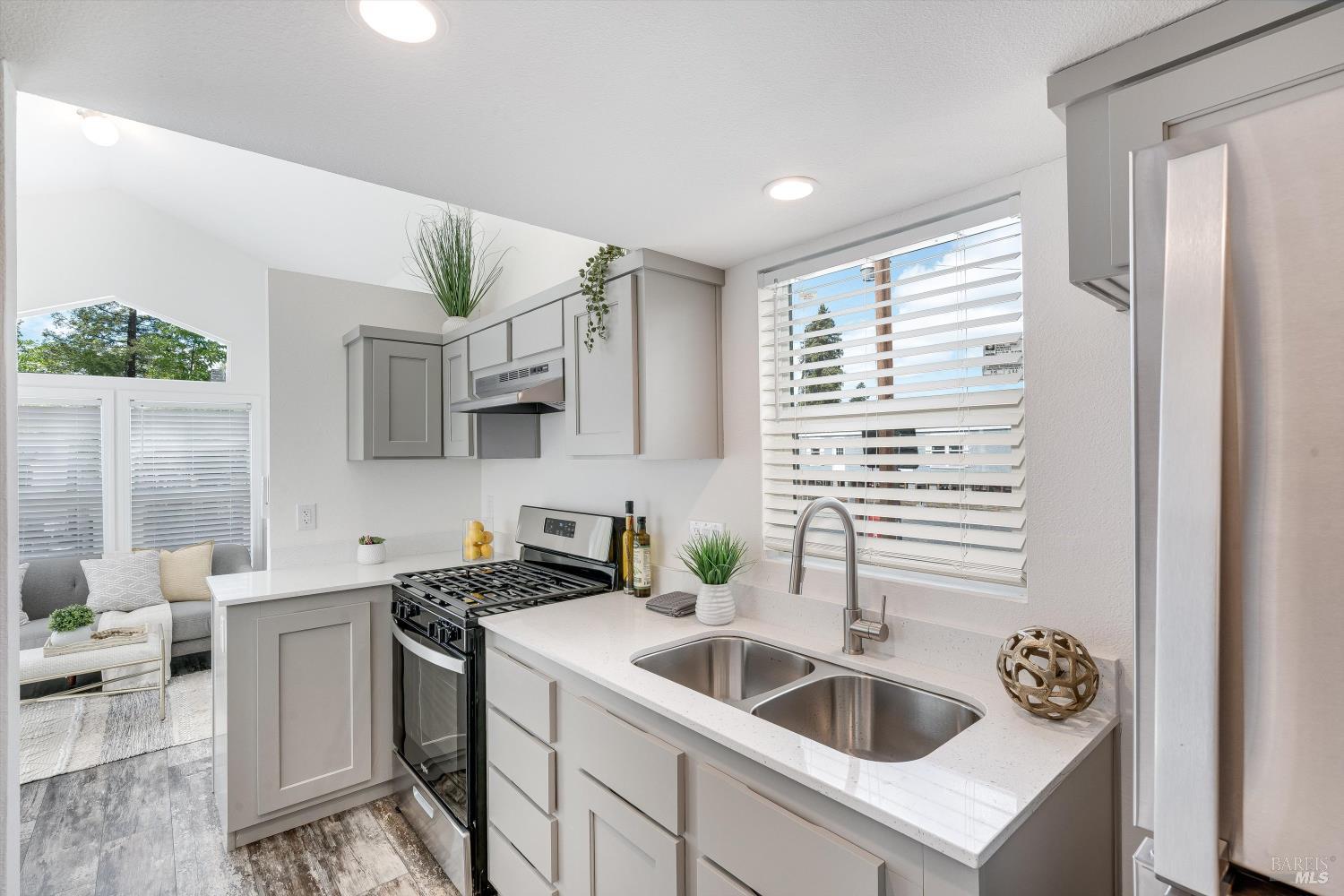 101 Colgan Avenue Santa Rosa CA 95404