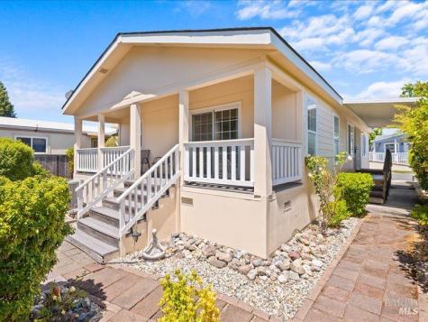8173 Willow Street Windsor CA 95492