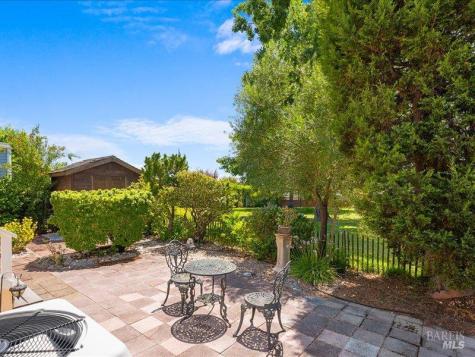 8173 Willow Street Windsor CA 95492