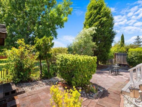 8173 Willow Street Windsor CA 95492