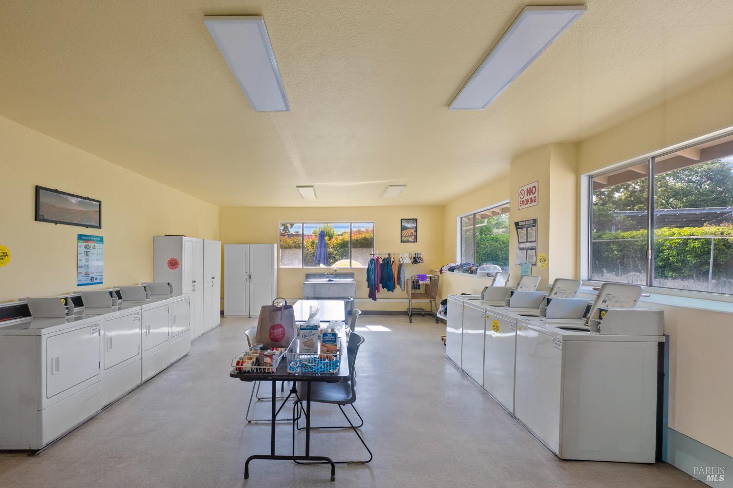 8173 Willow Street Windsor CA 95492