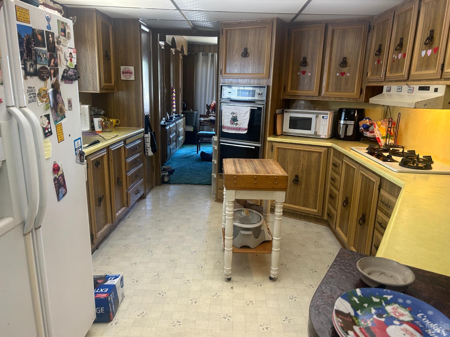 94 W Valley Street Willits CA 95490