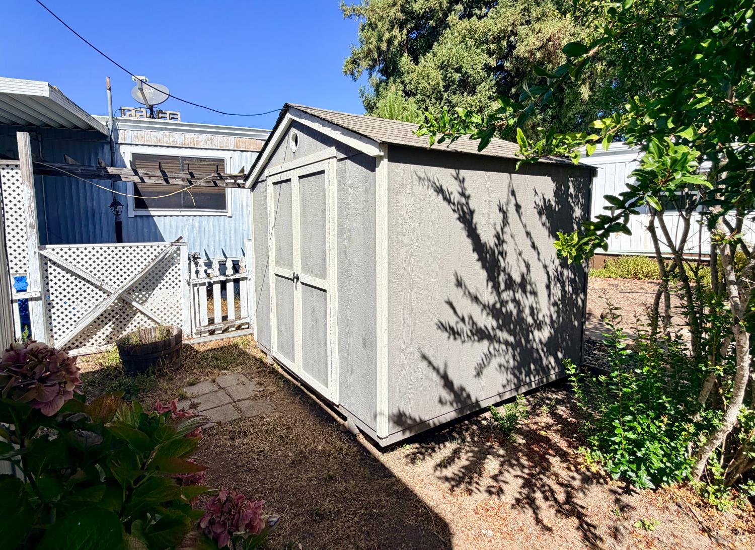5756 Lois Avenue Santa Rosa CA 95403