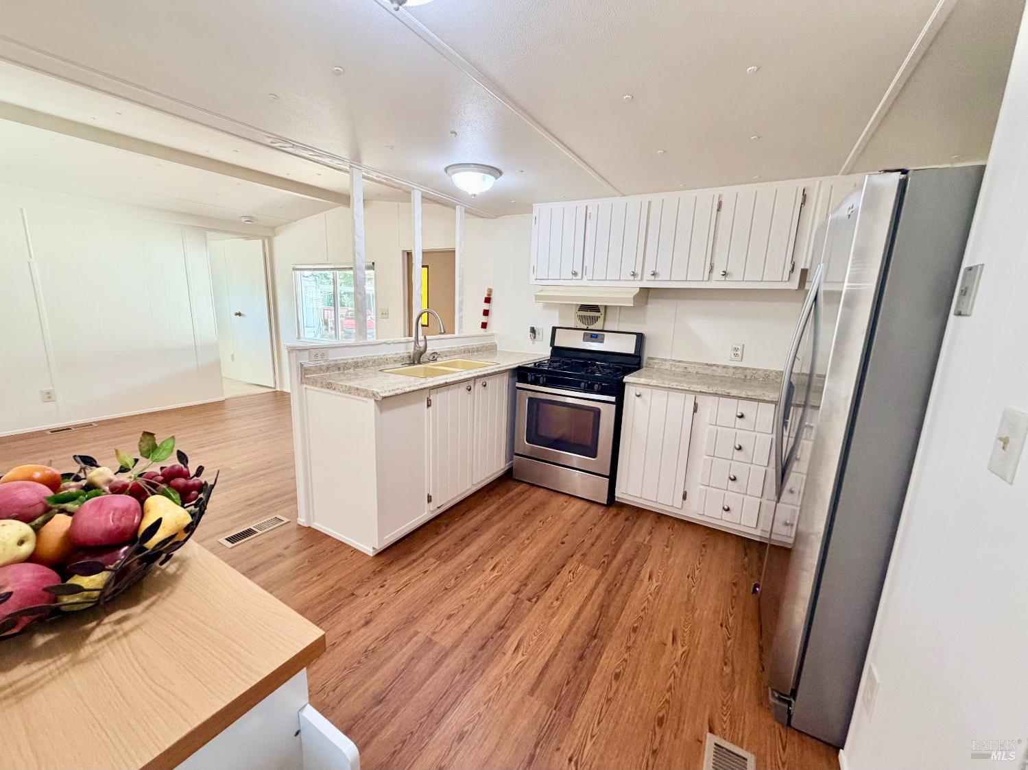 5756 Lois Avenue Santa Rosa CA 95403