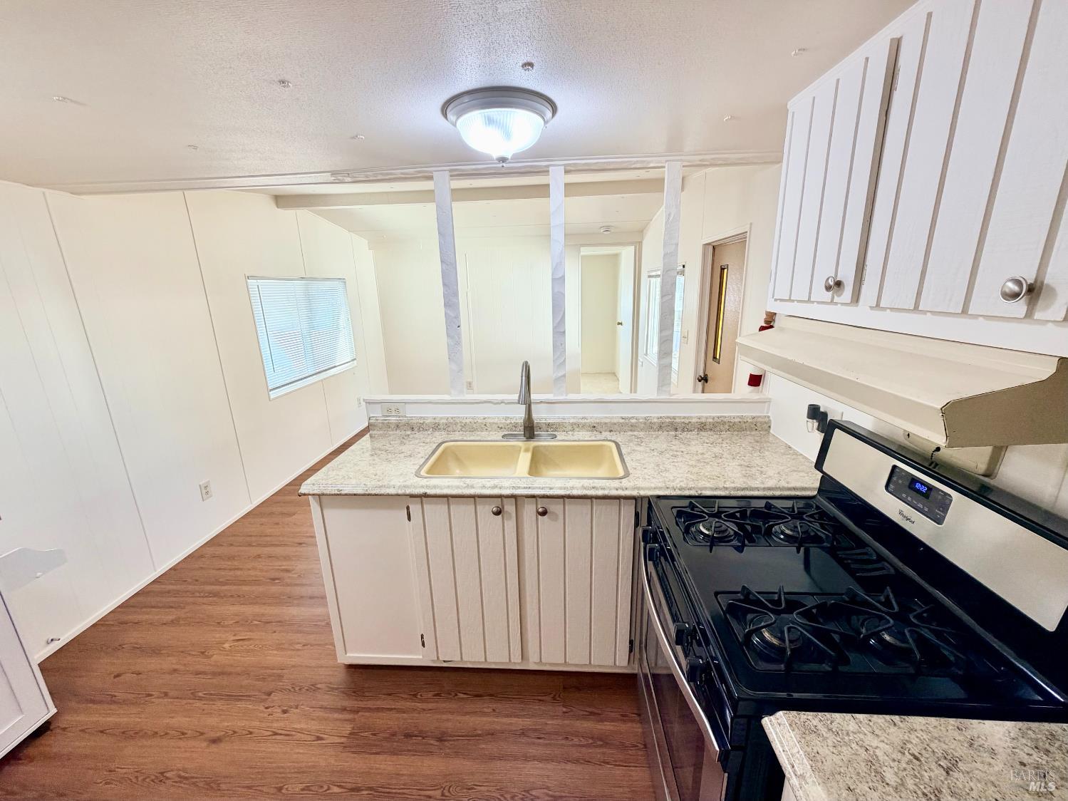 5756 Lois Avenue Santa Rosa CA 95403