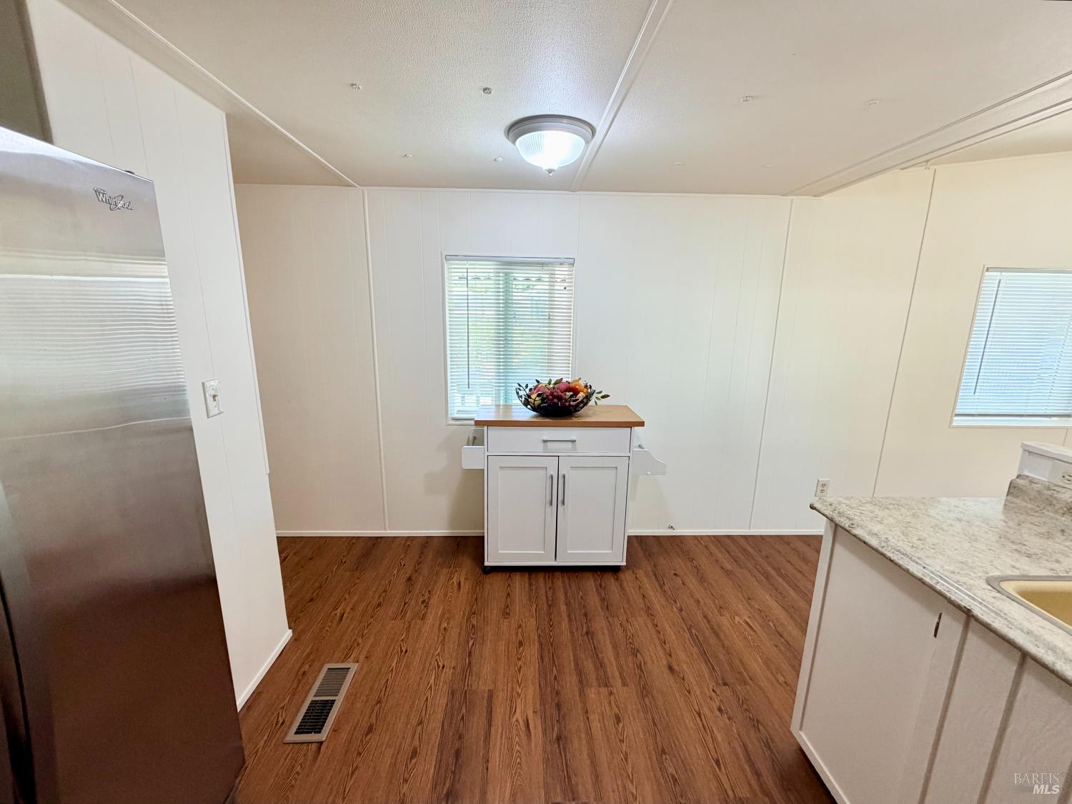 5756 Lois Avenue Santa Rosa CA 95403