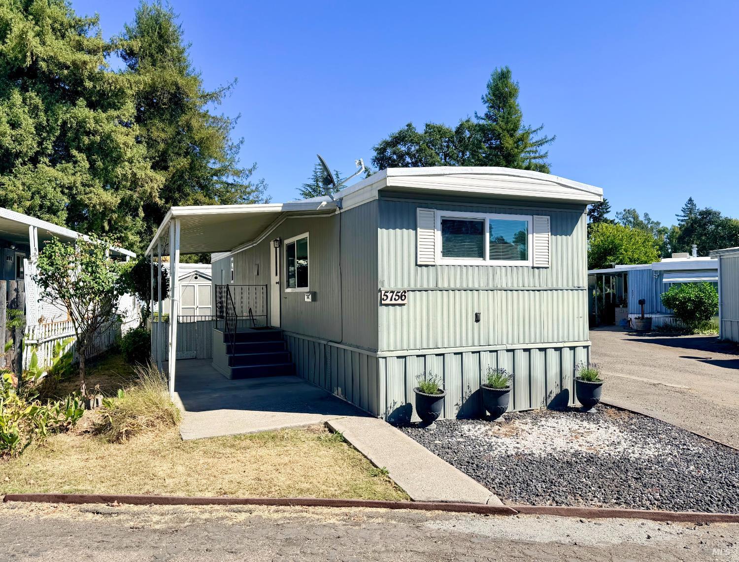 5756 Lois Avenue Santa Rosa CA 95403