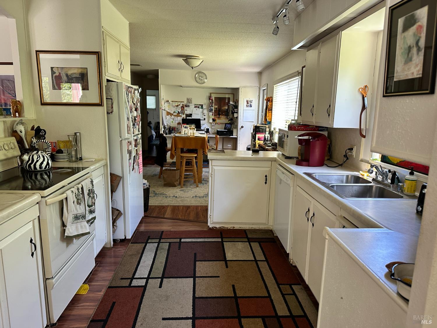 197 Del Rio Paseo Sonoma CA 95476