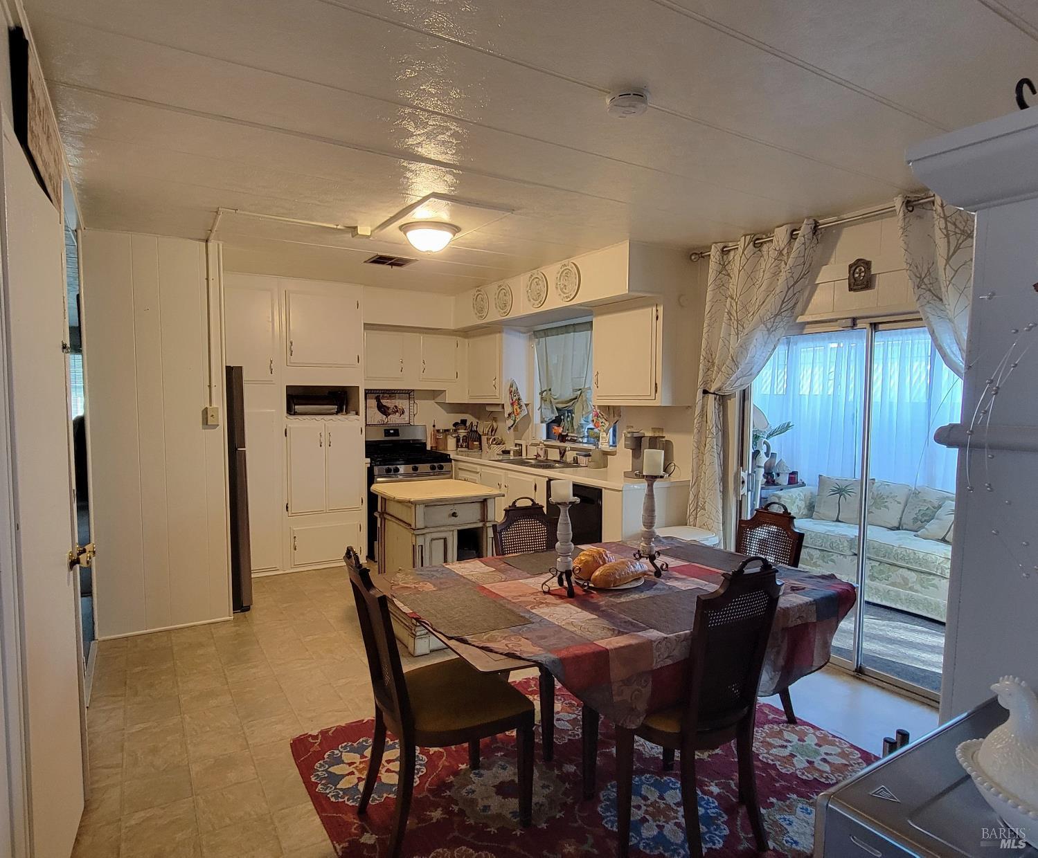 460 E Gobbi Street E Ukiah CA 95482