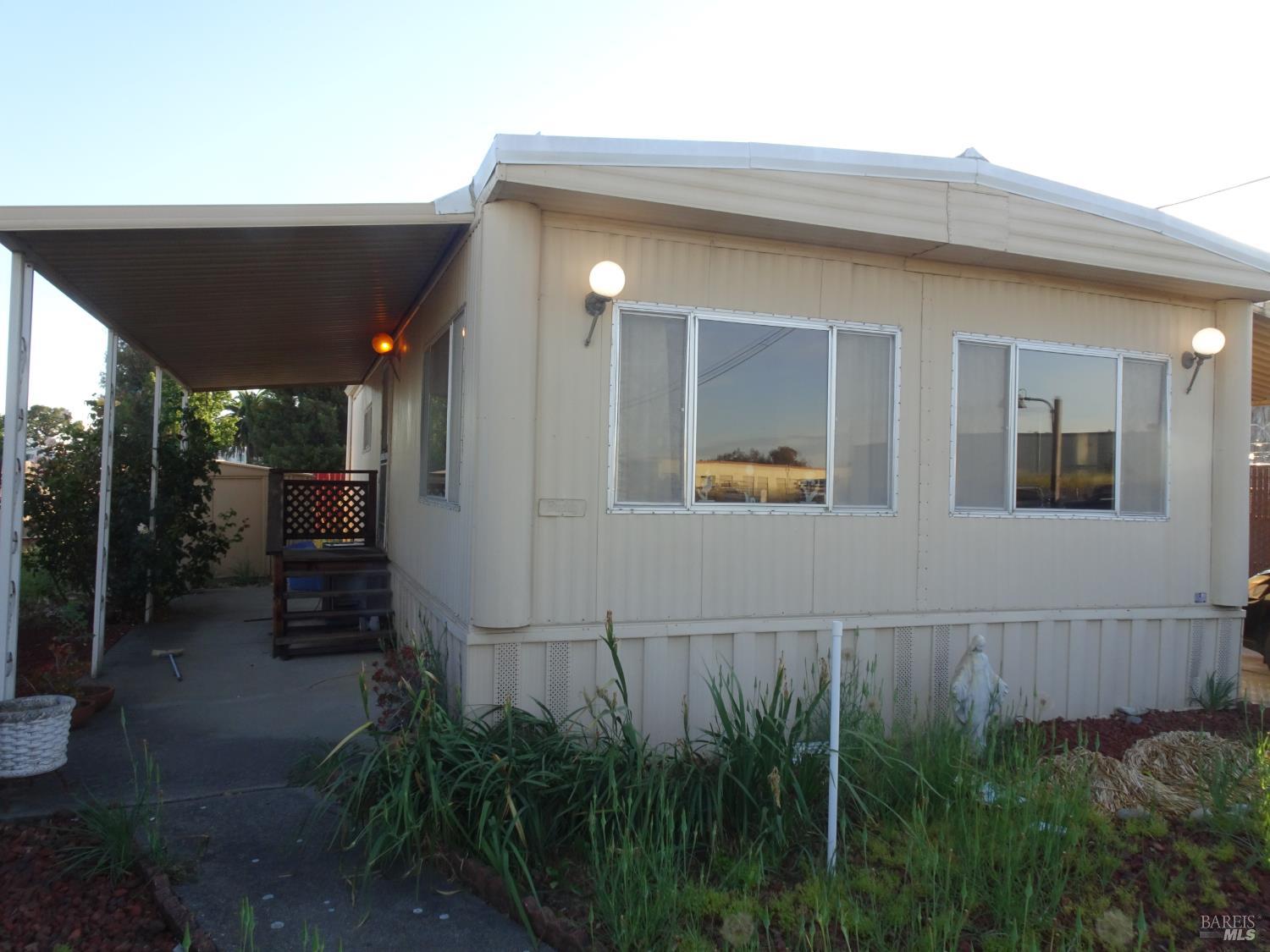 24 Valencia Court Fairfield CA 94533