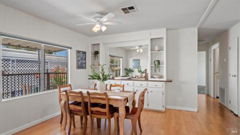 93 Kilarney Lane Santa Rosa CA 95403