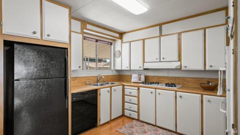 93 Kilarney Lane Santa Rosa CA 95403