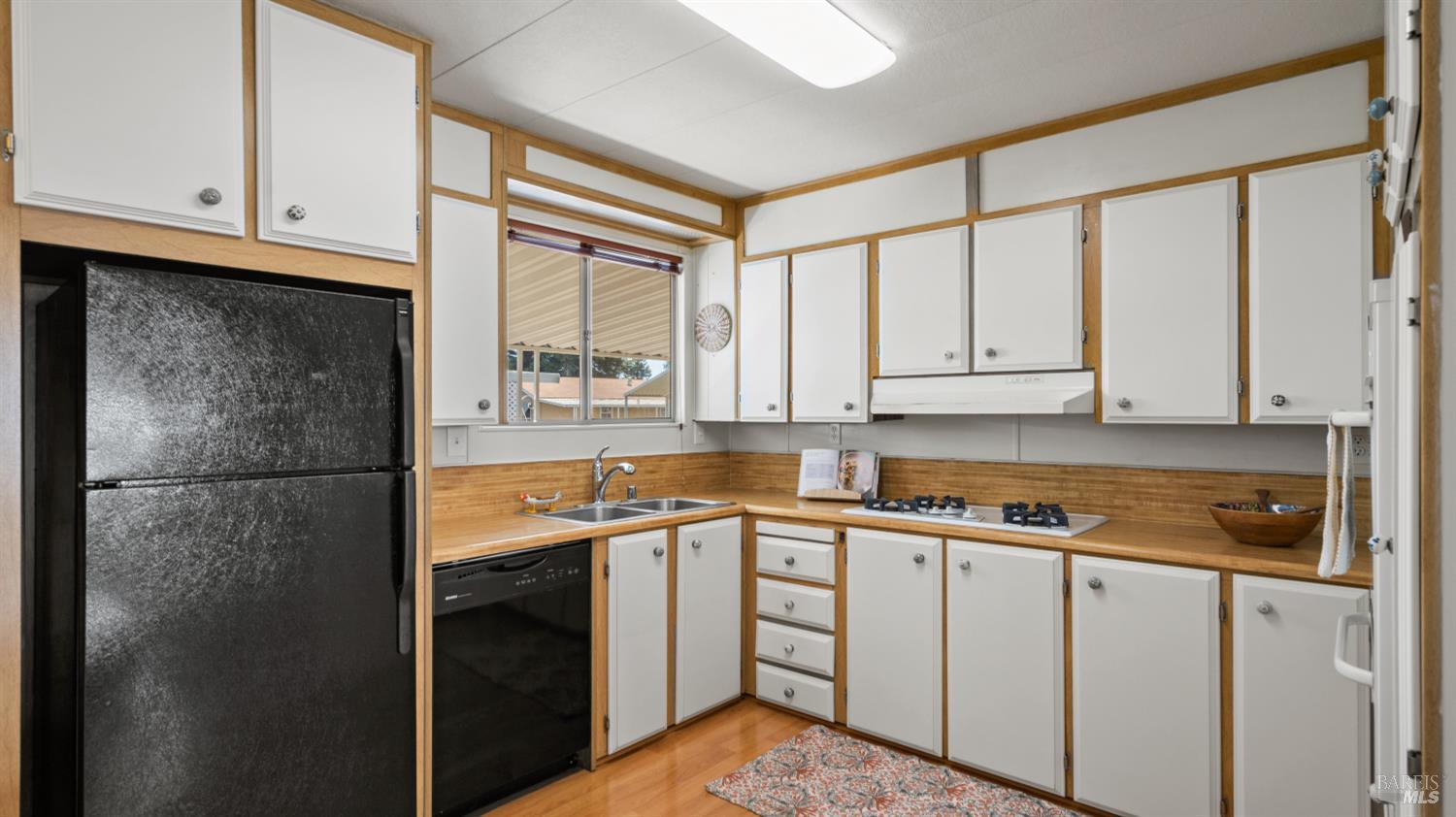 93 Kilarney Lane Santa Rosa CA 95403