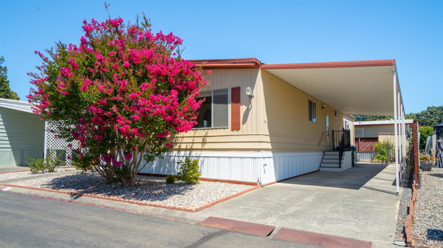 93 Kilarney Lane Santa Rosa CA 95403