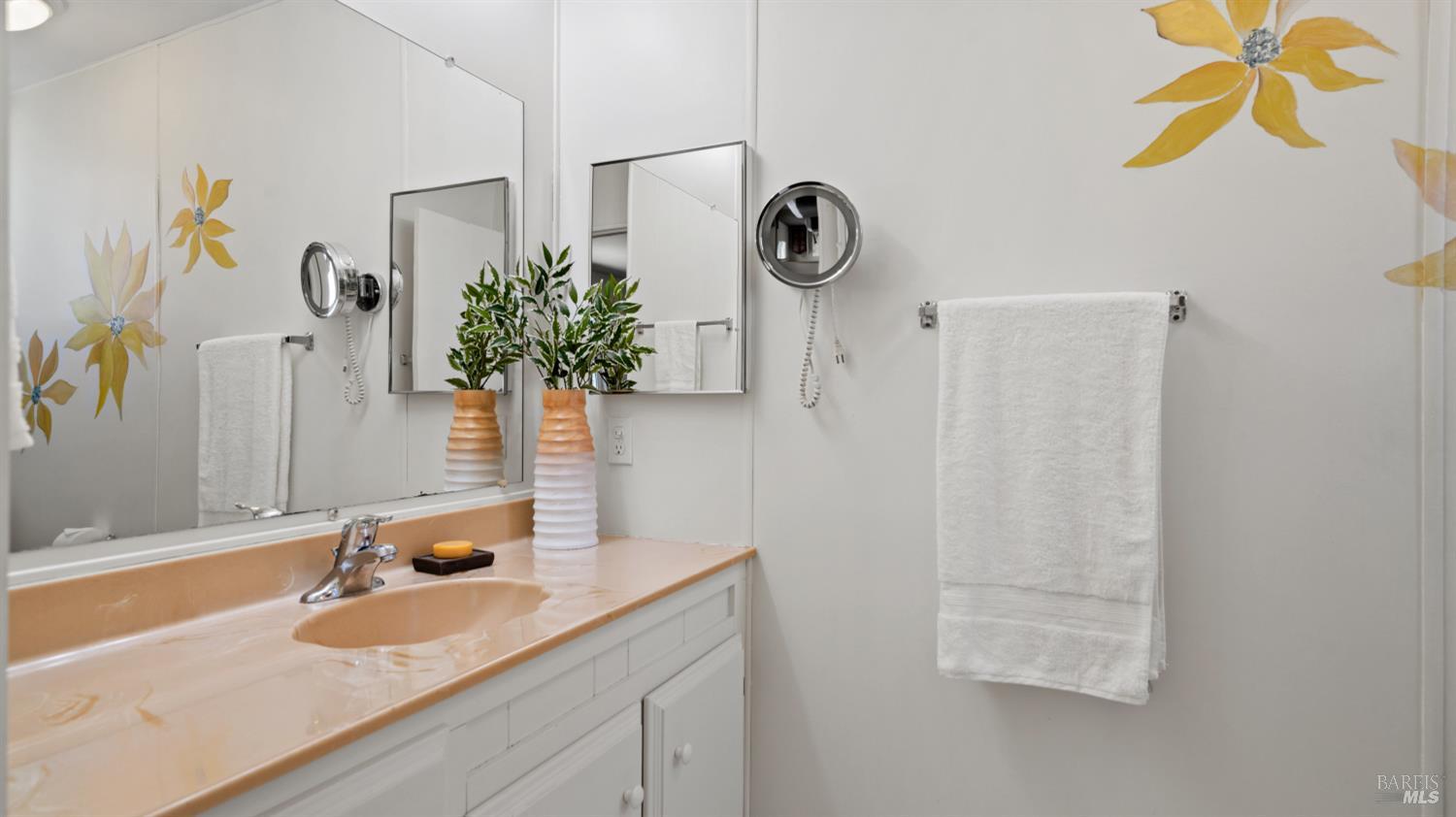 93 Kilarney Lane Santa Rosa CA 95403