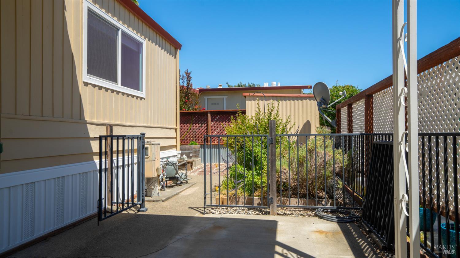 93 Kilarney Lane Santa Rosa CA 95403