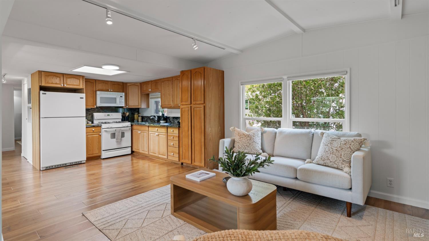 204 Barcelona Avenue Novato CA 94949