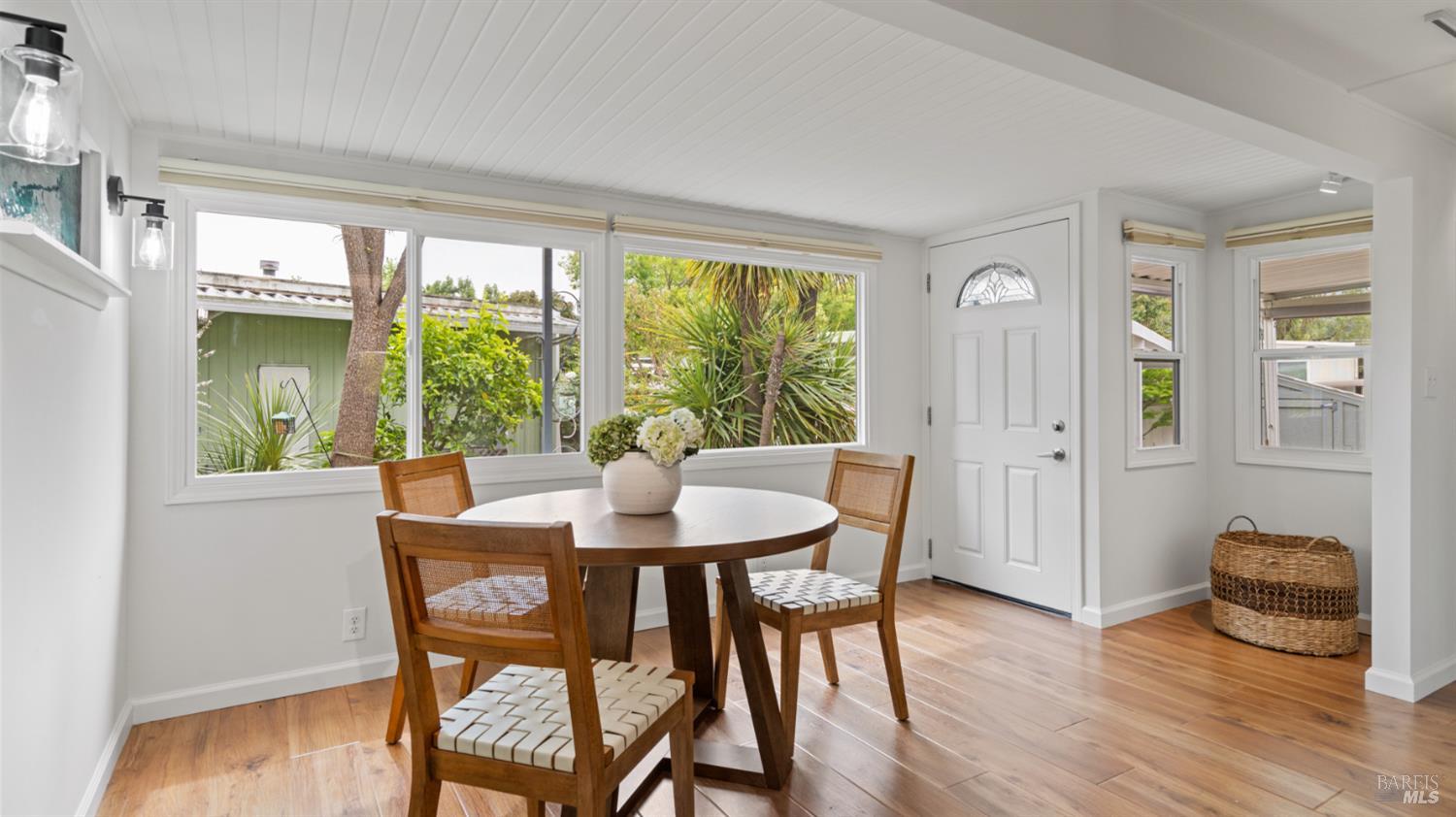 204 Barcelona Avenue Novato CA 94949