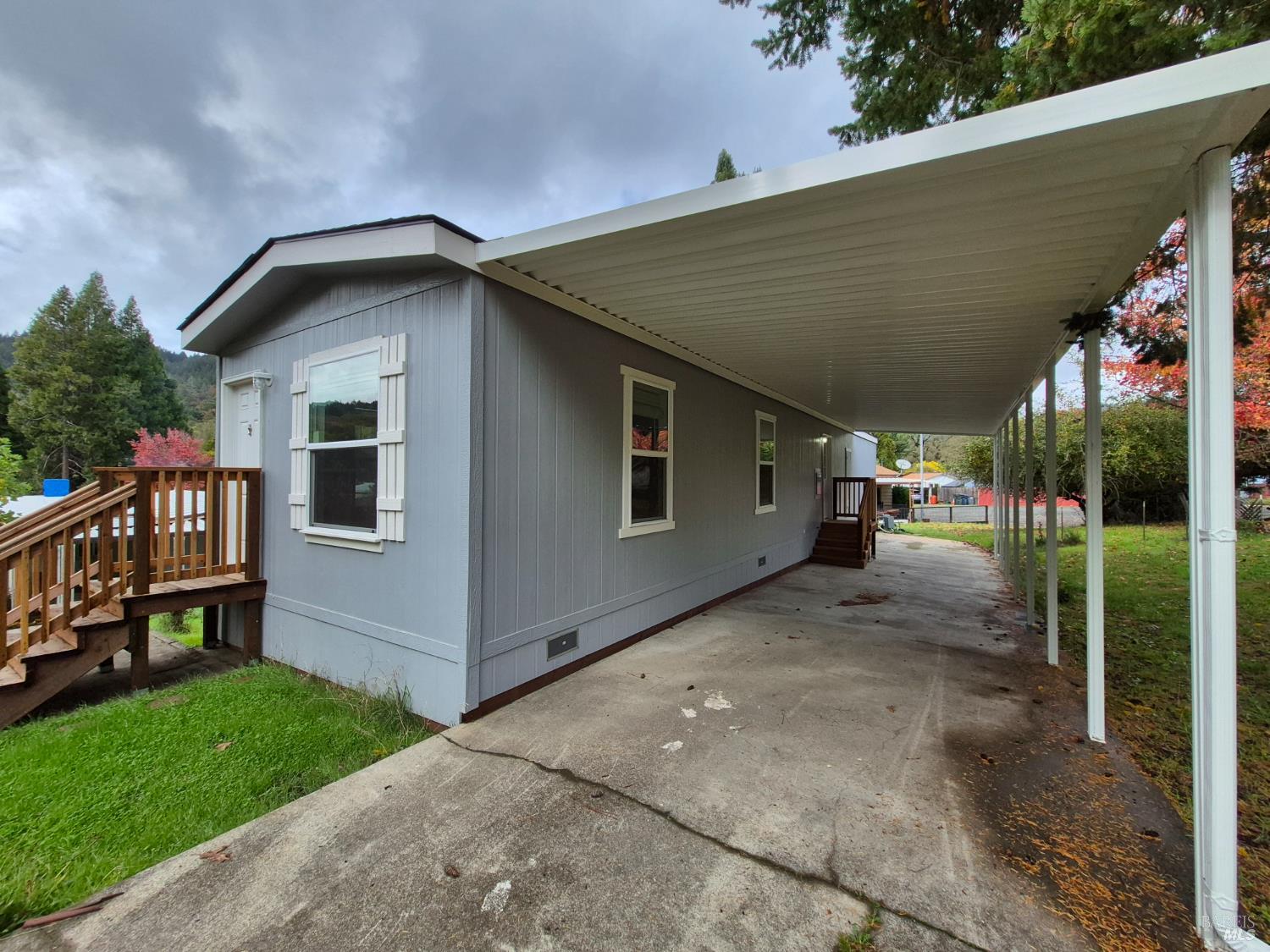 10755 Mobile Village Way Willits CA 95490