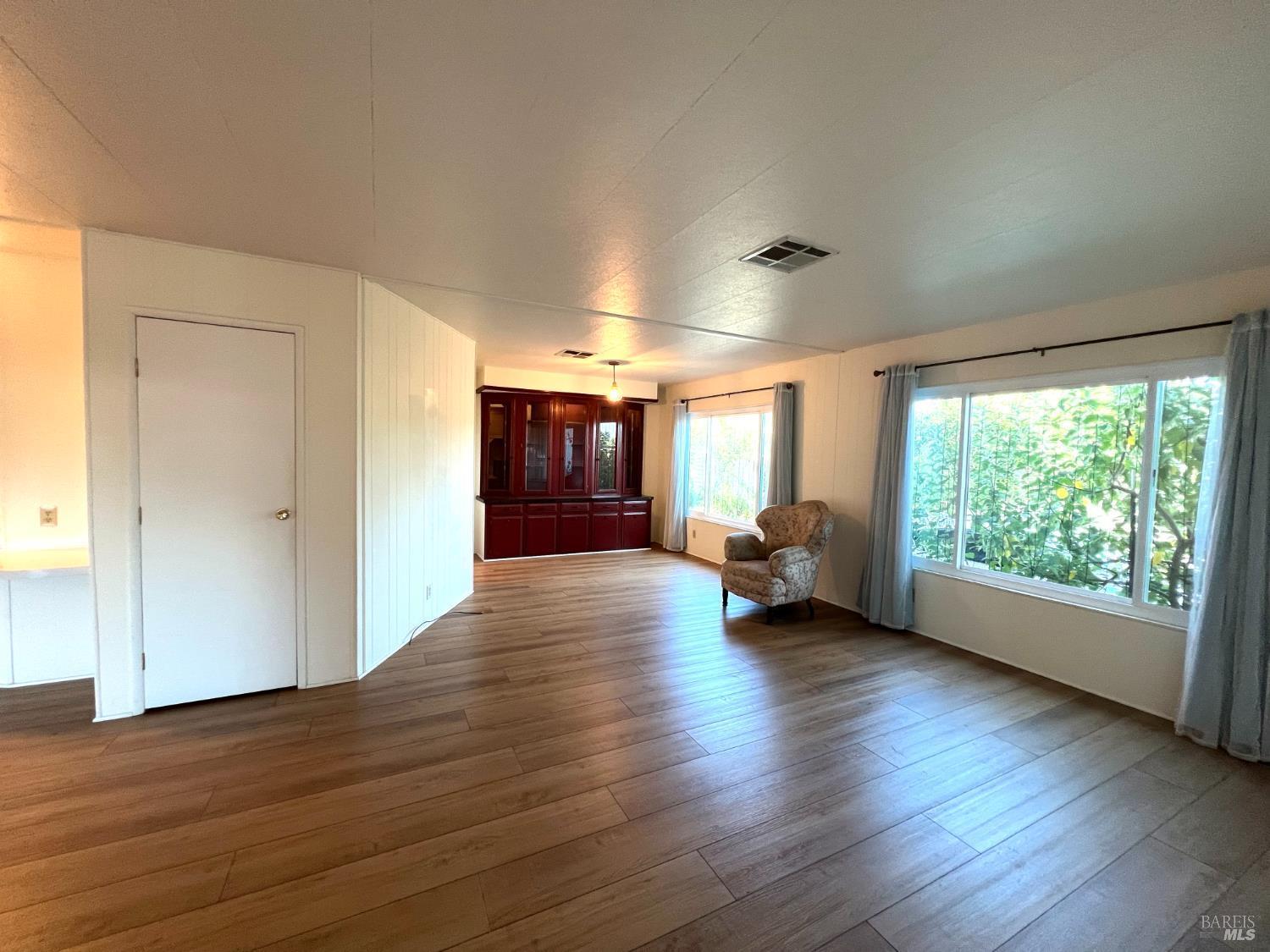 660 Leslie Street Ukiah CA 95482