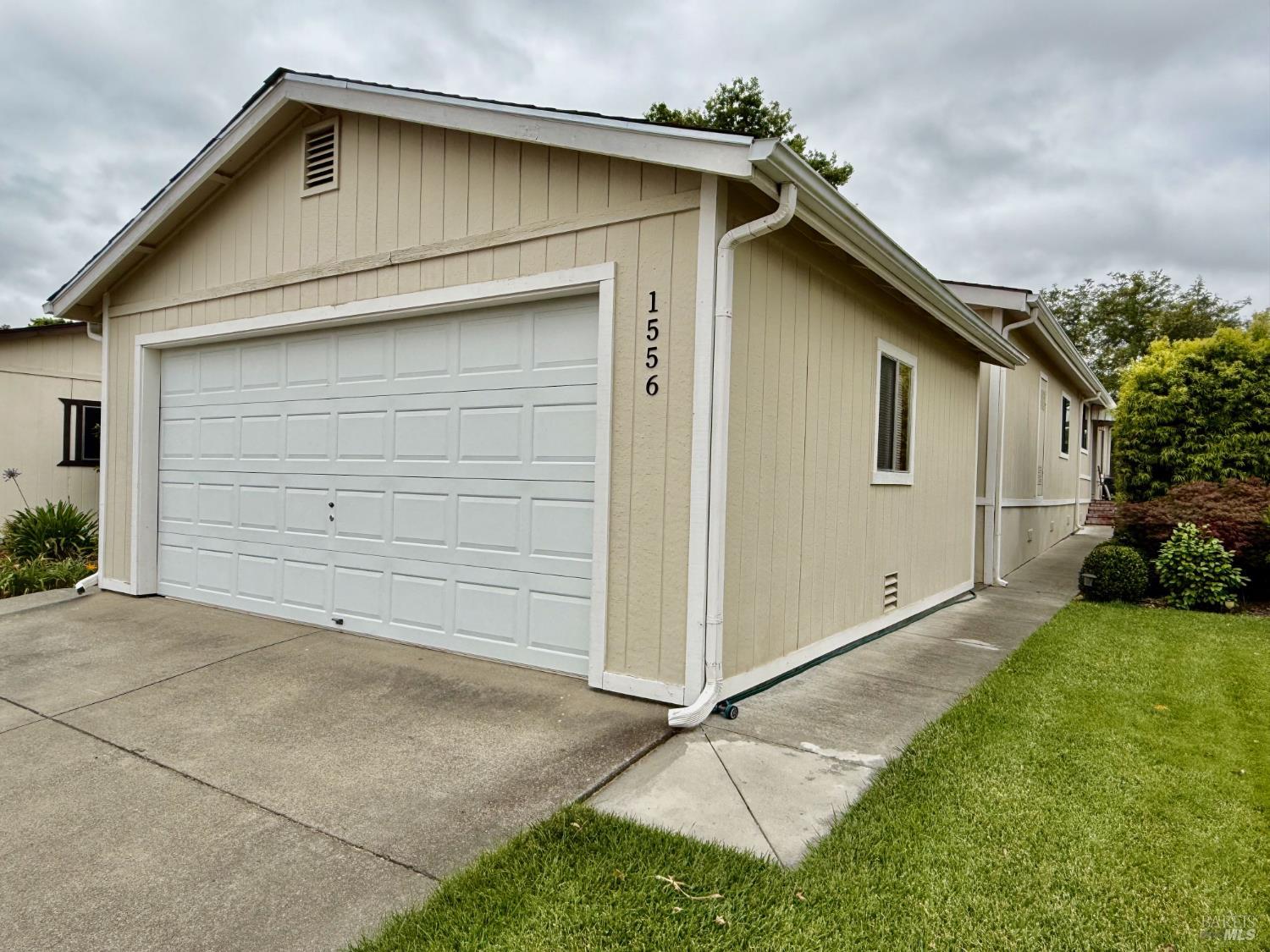 1556 Royal Oak Drive Petaluma CA 94954