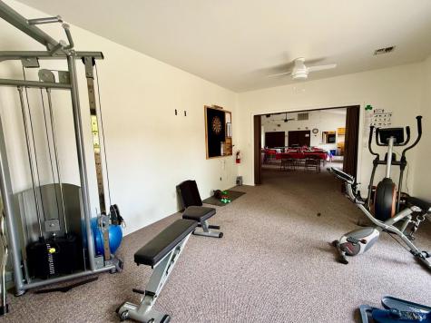 1556 Royal Oak Drive Petaluma CA 94954