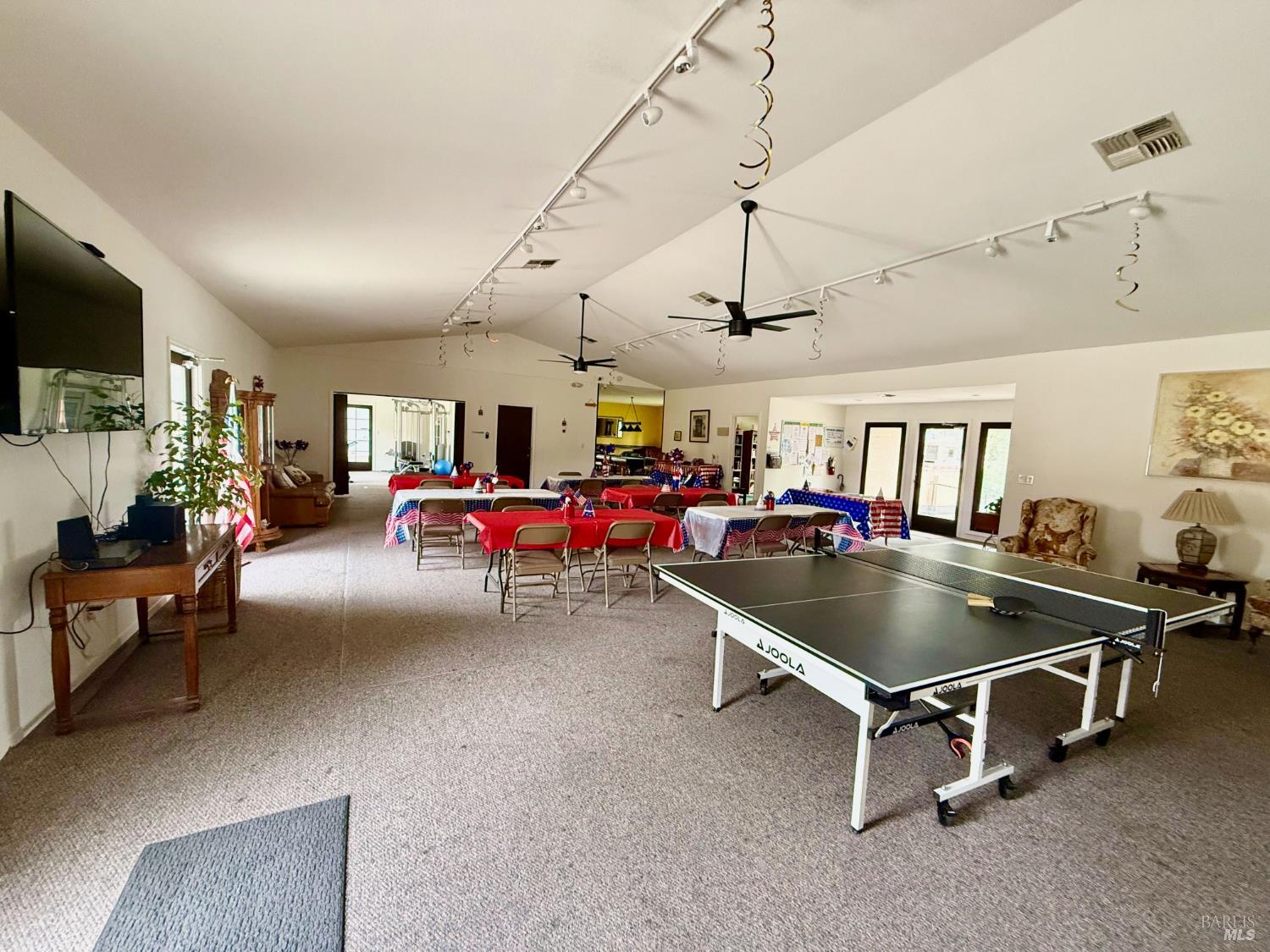 1556 Royal Oak Drive Petaluma CA 94954