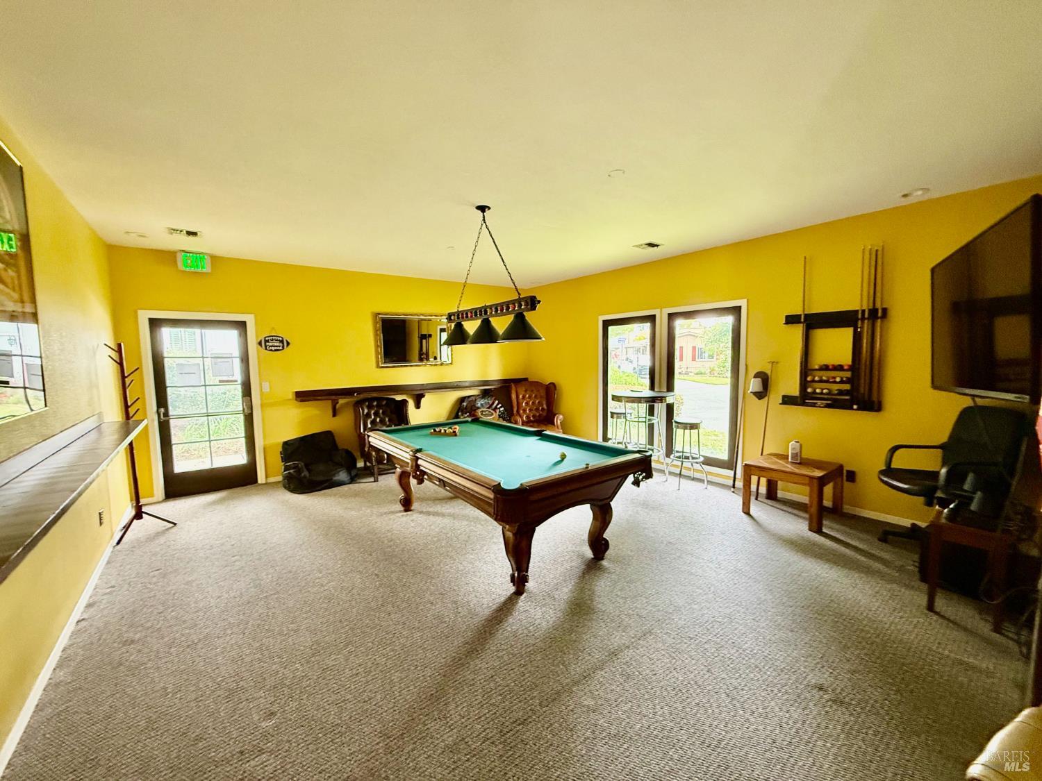 1556 Royal Oak Drive Petaluma CA 94954