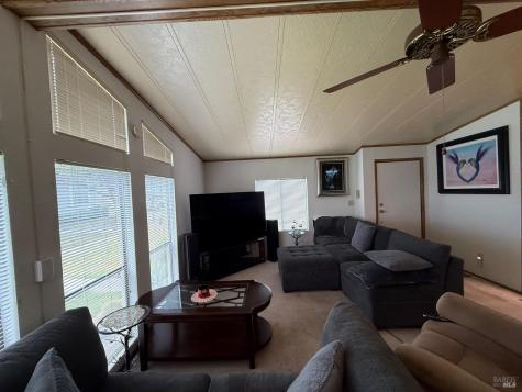1556 Royal Oak Drive Petaluma CA 94954