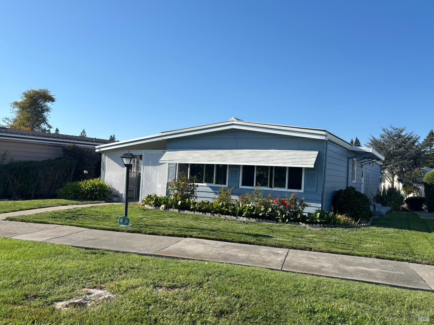 139 Parque Playa Rohnert Park CA 94928