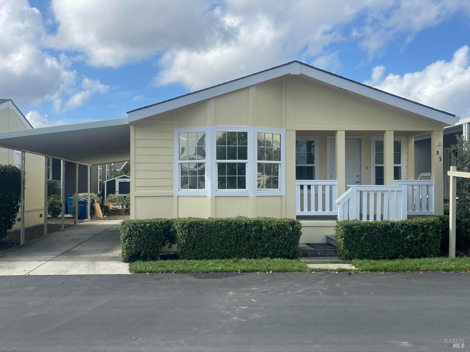 93 Candlewood Drive Petaluma CA 94952