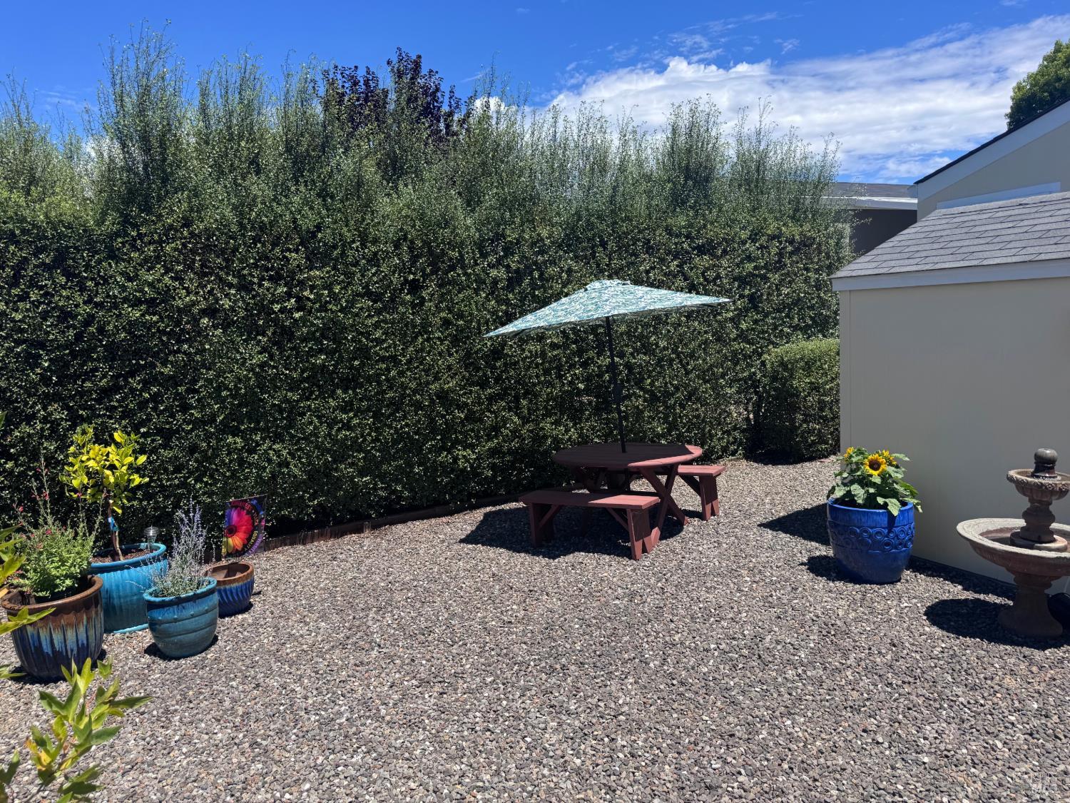 93 Candlewood Drive Petaluma CA 94952