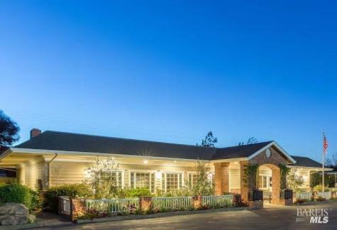 93 Candlewood Drive Petaluma CA 94952
