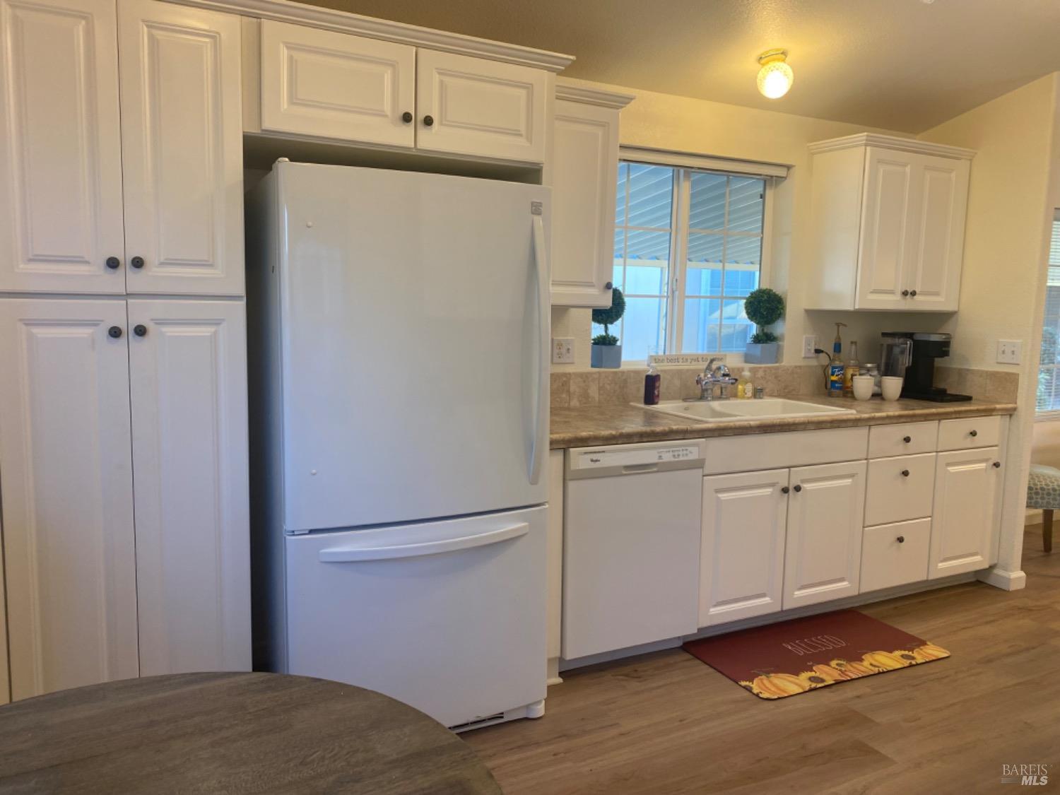 93 Candlewood Drive Petaluma CA 94952
