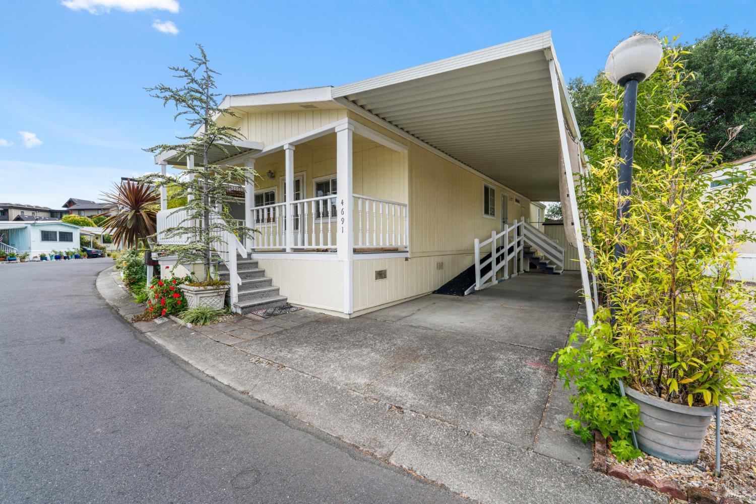 4691 Circle Drive Santa Rosa CA 95409