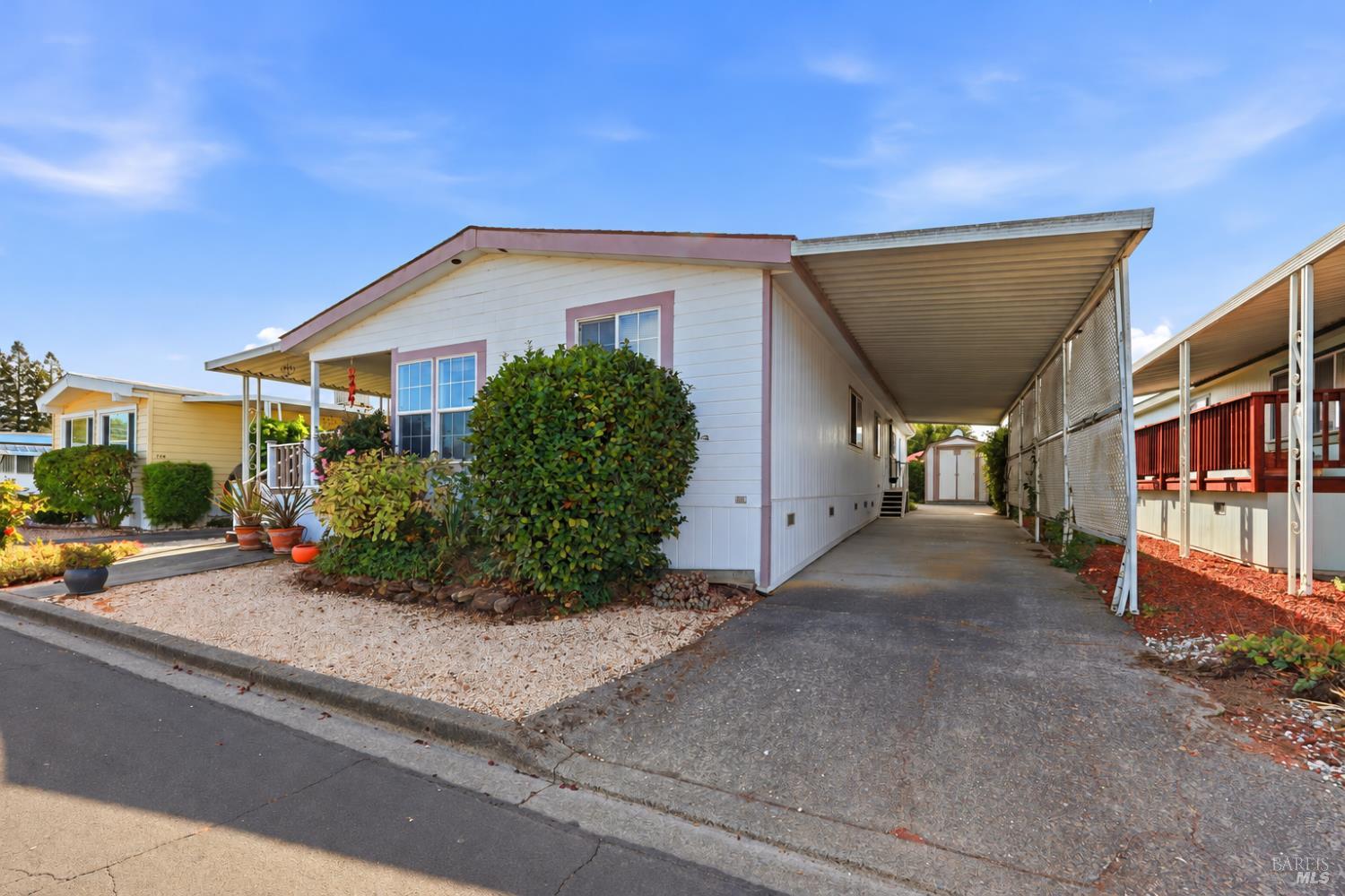 153 Stratford Way Santa Rosa CA 95401