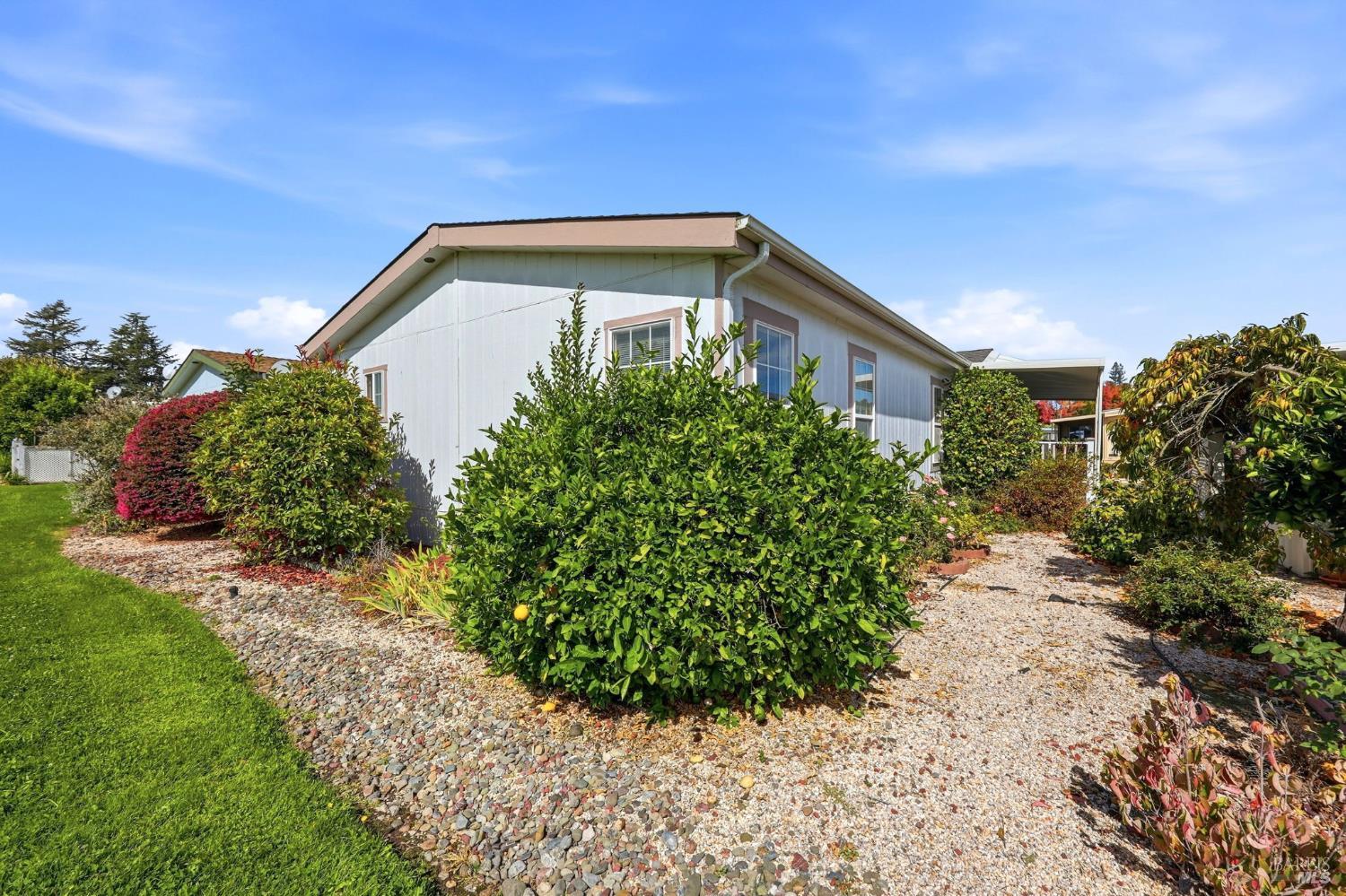 153 Stratford Way Santa Rosa CA 95401