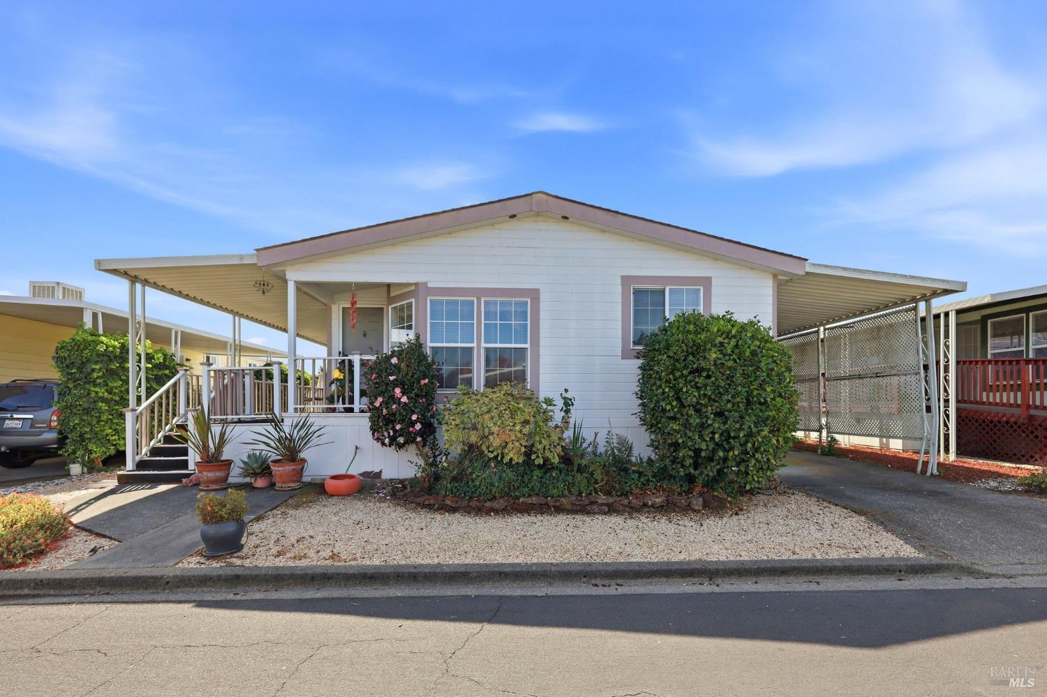 153 Stratford Way Santa Rosa CA 95401