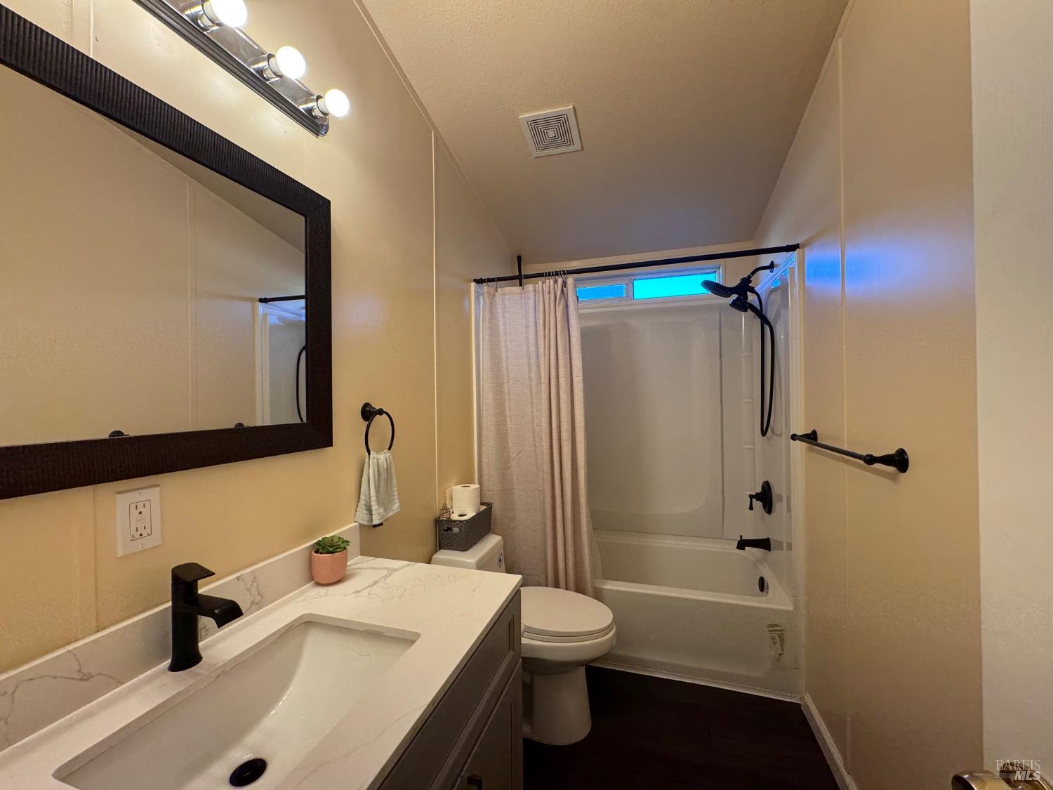 3 Wayside Drive Santa Rosa CA 95407