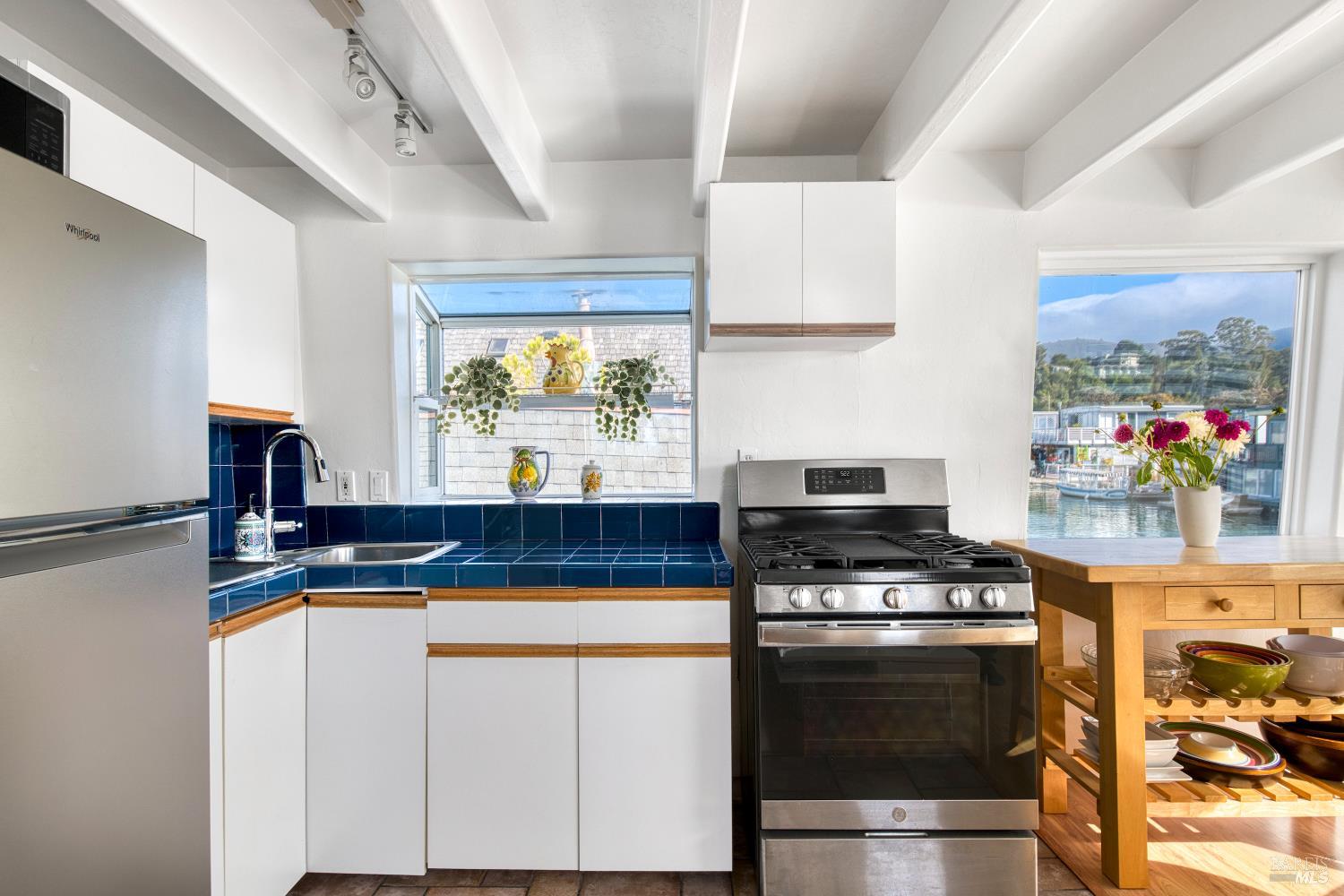 41 E Pier Sausalito CA 94965